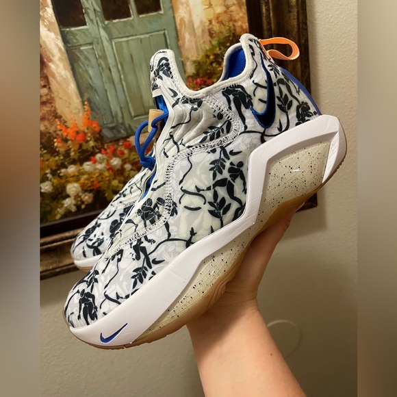 Nike Lebron Soldier 14 Sisterhood Basketball Shoes - Picture 15 of 16